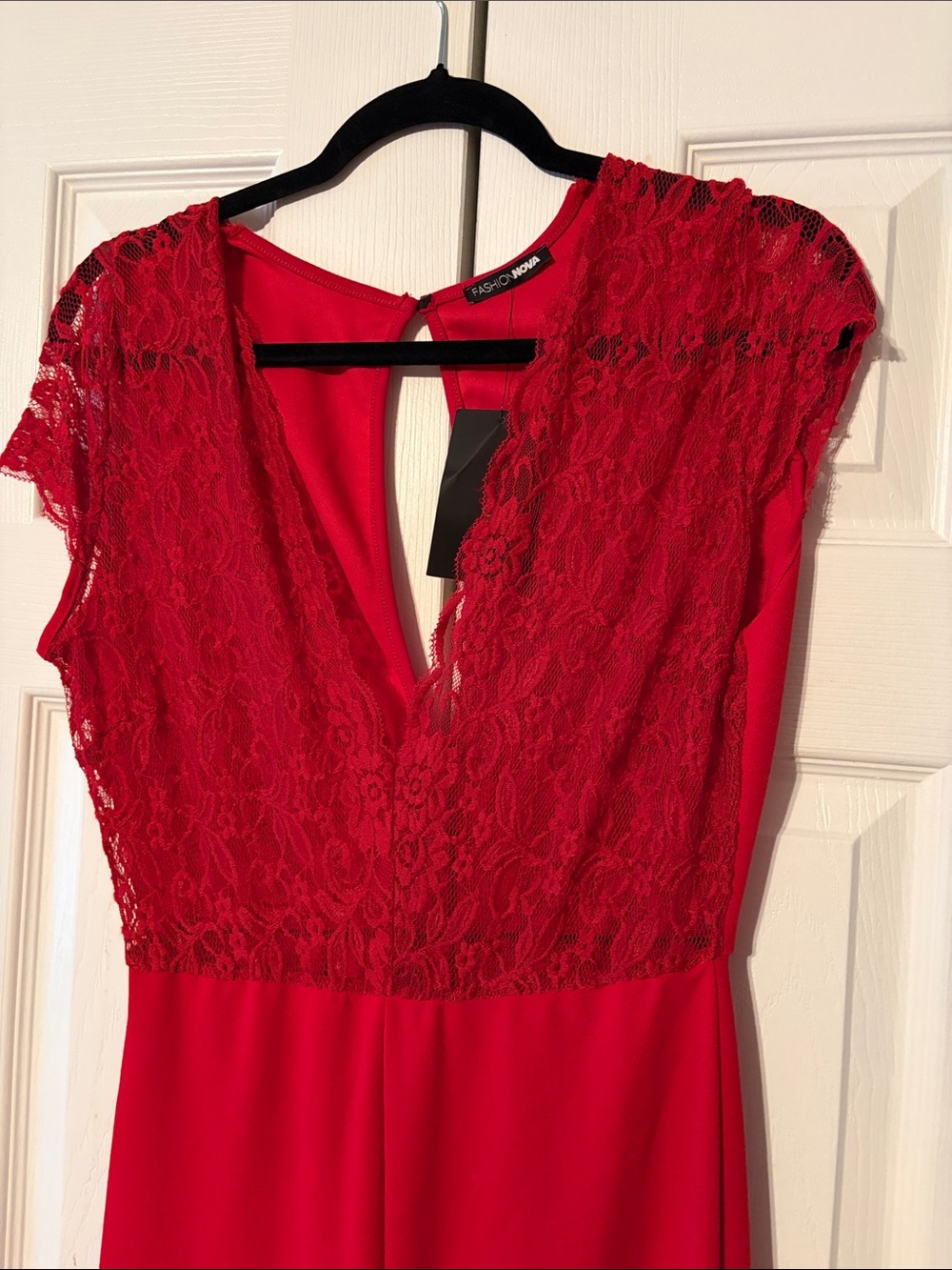 NEW Fashion Nova Lovely Lace Jumpsuit. Size Large. Red lace top wide leg - Picture 4 of 5